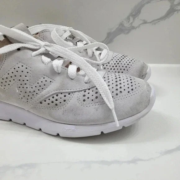 Limited Edition New Balance ML 1978HK Nubuck Suede Sneakers - Picture 5 of 15